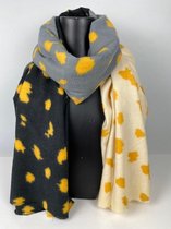 Wintersjaal met print en kleuren