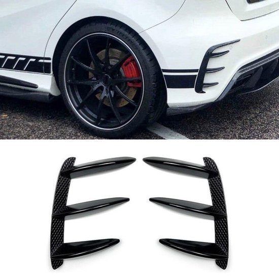 Zwarte achterbumper spoilers met een geruit patroon, passend op een Mercedes A klasse.