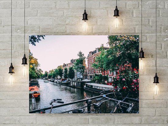 Vue sur le canal d'Amsterdam