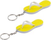 Set van 6x stuks sleutelhangers teenslippers 8 cm geel - Tropische Hawaii uitdeel cadeautjes speelgoed