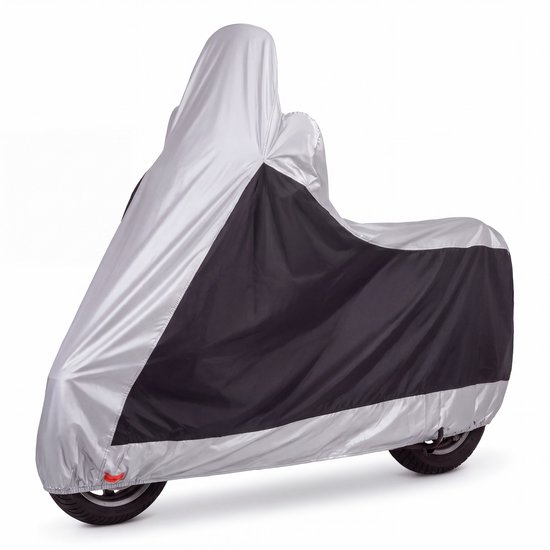 Zilverkleurige scooterhoes met grote zwarte panelen, geïsoleerd op een witte achtergrond.