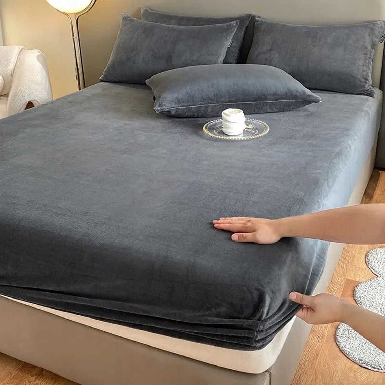 Zacht Polar Pluche Hoeslaken 140x200cm - Warm & Zacht - Donkergrijs