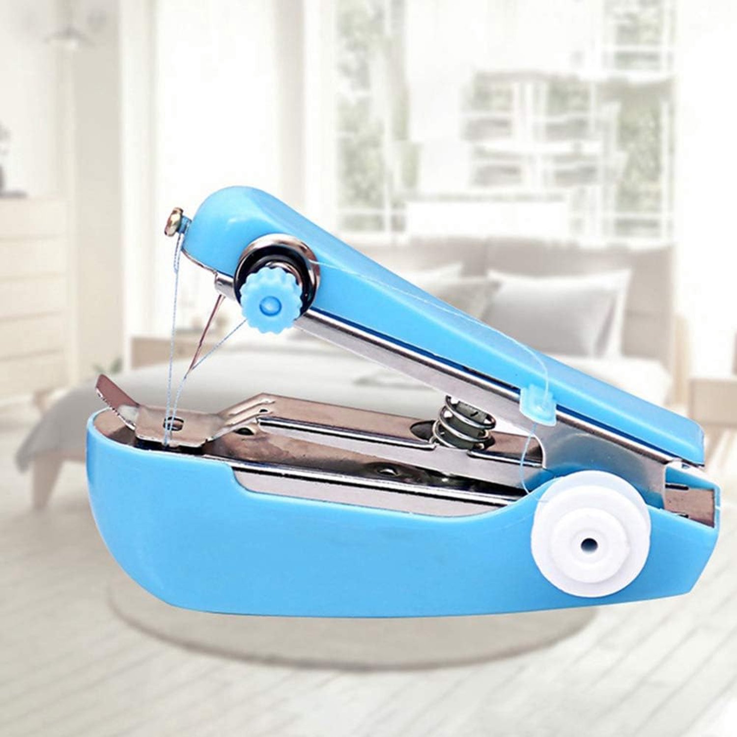 Handheld Naaimachine Draagbare Handheld Stitch Machine Stof Gordijnen Draadloze Handmatige Steek Huishoudelijke Tool voor Stof Kleding Ambachten Thuis Reizen Gebruik op elk moment (Blauw)