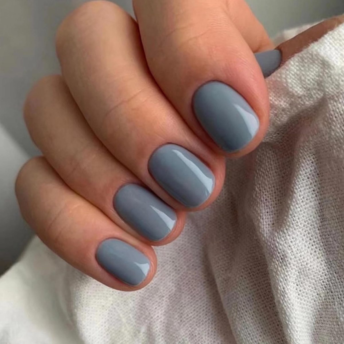 24 stuks vierkante glanzende acrylnagels, lichtblauw, Frans, herbruikbaar, elegant en natuurlijk design, eenvoudig thuis te gebruiken, 24 stuks