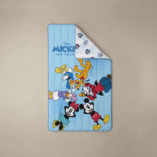 Blauw dekbed met Mickey, Minnie, Donald, Daisy en Pluto, met 'Disney Mickey and Friends' opdruk.