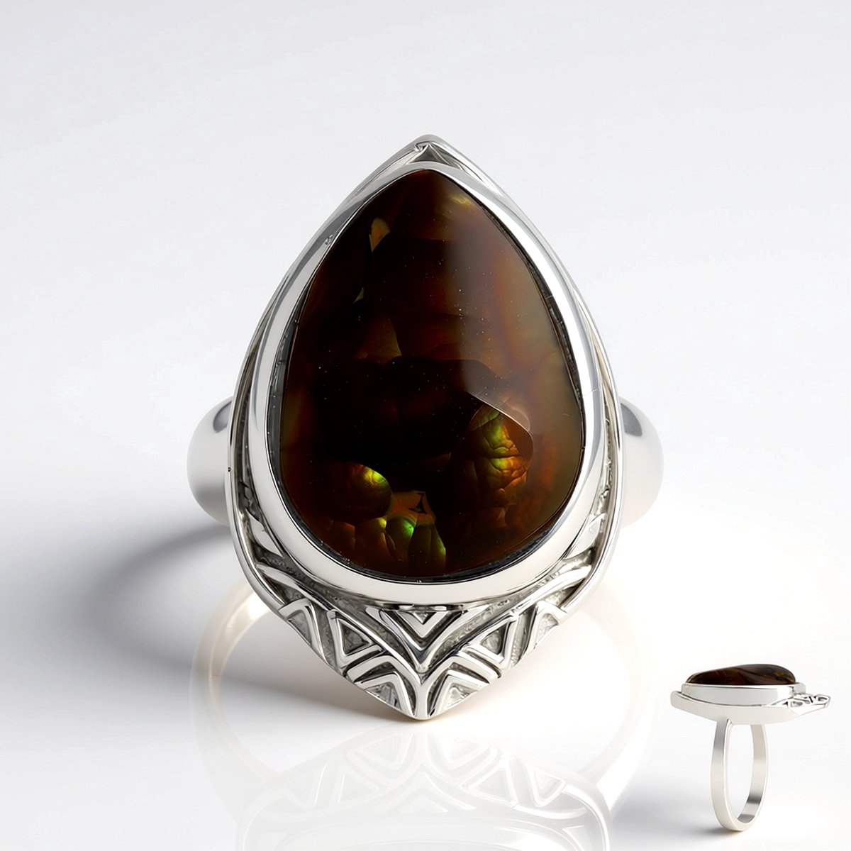 Cavill - Zilveren ring met 10,05 ct vuuragaat - 925 sterling zilver gerhodineerd - Druppelvormige fancy cabochon - Elegante damesring