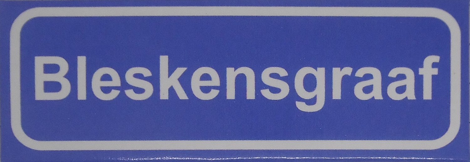 Souv© - koelkast magneet - plaatsnaam bord - kombord - souvenir - koelkastmagneetje - relatiegeschenk Bleskensgraaf