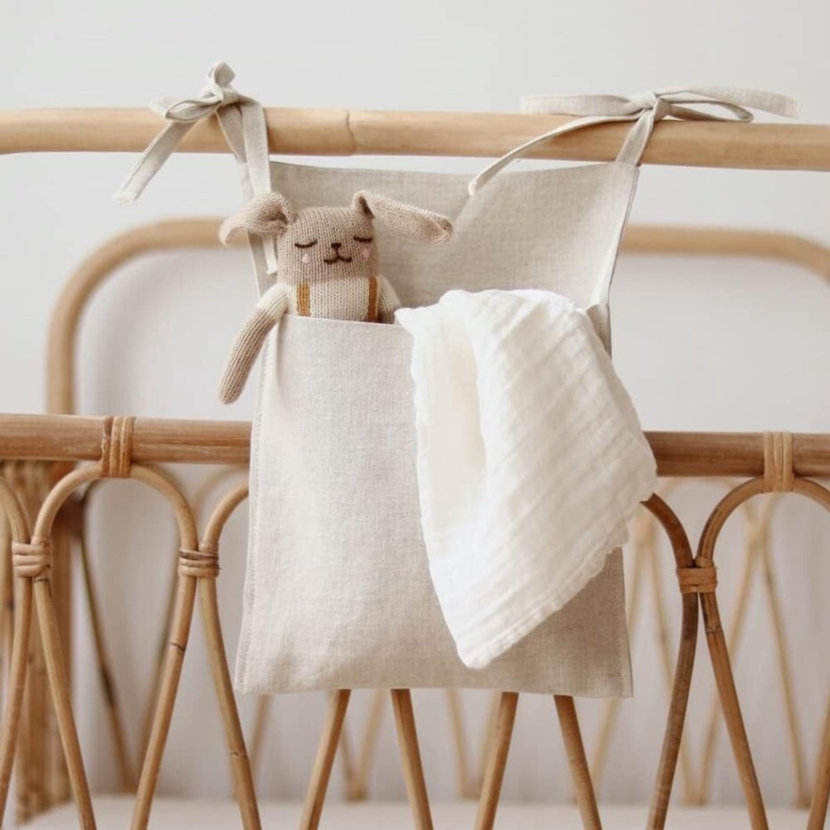Opbergzak voor de kinderkamer, Organizer voor babybed, Hangende opslag voor luiers en speelgoed, Wit