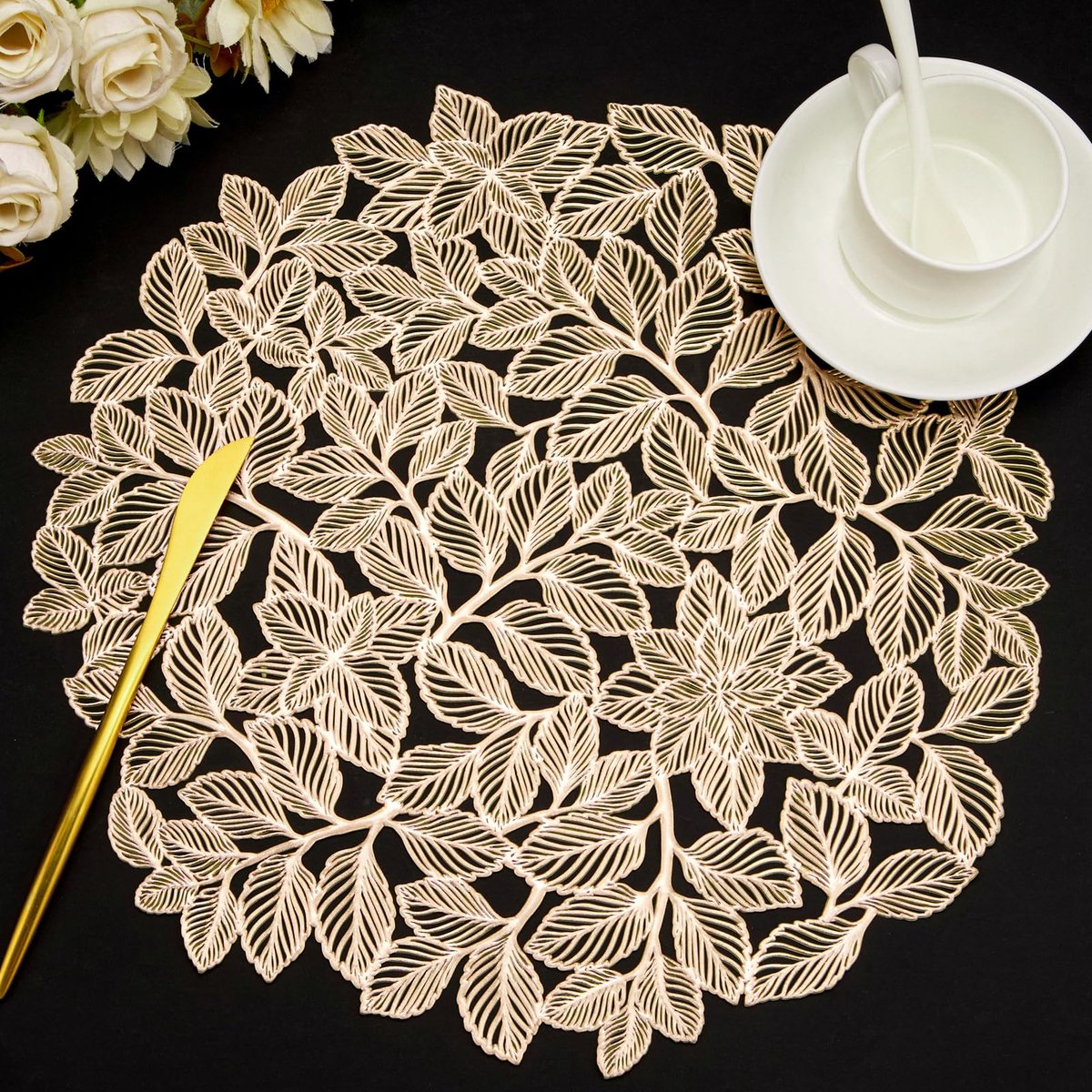 Casalora Gouden Placemats Set van 6 – Rond 35 cm – Bladmotief – PVC – Hittebestendig & Wasbaar – Water- en Oliebestendig – Luxe Tafeldecoratie