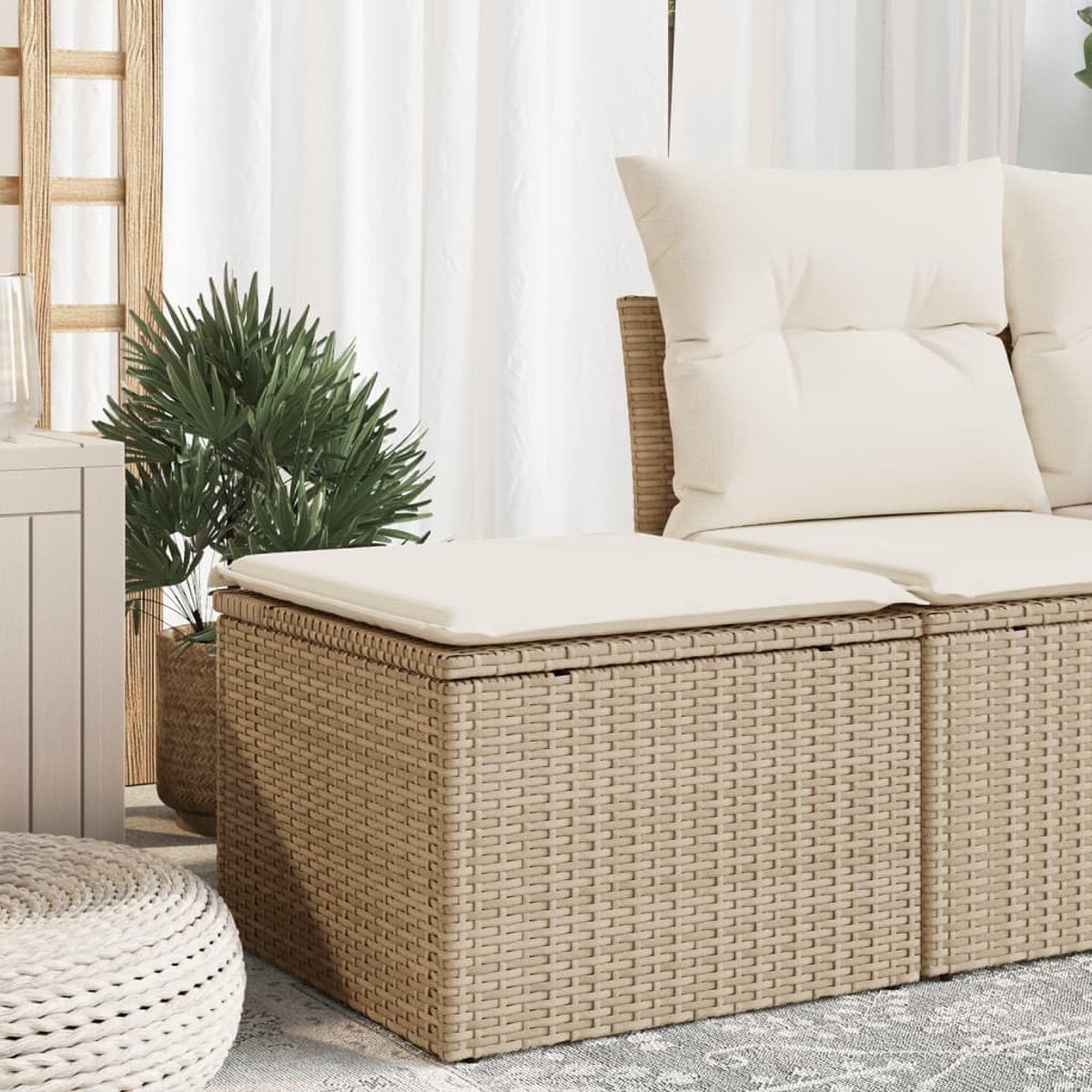 Tuinkruk met opbergruimte en kussens, rotan voetenkruk voor buiten, beige zitkruk met waterdichte tas, vierkante kruk voor terras en tuin, 55 x 55 x 37 cm