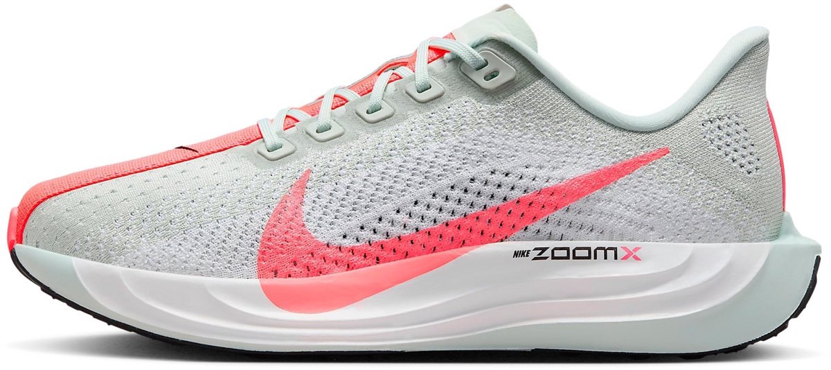 Nike Pegasus Plus Hardloopschoenen 001 Barely Hot Punch – EUR 40 Wit