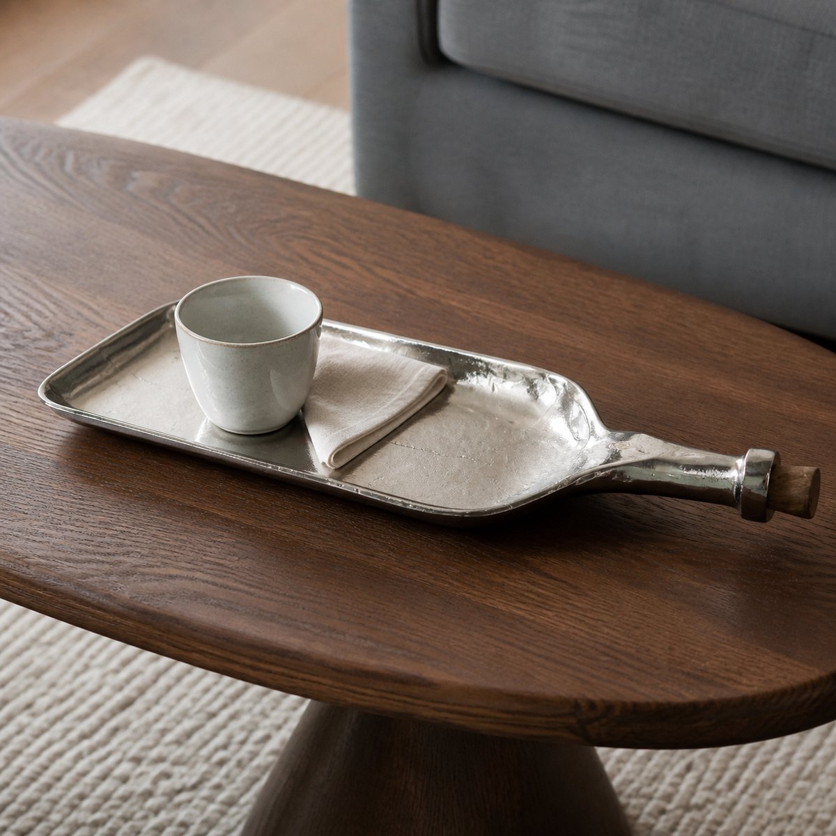 Hoppa! - Dienblad - Flesvormig met Houten Handvat - Nikkel/Naturel - 44 x 16 x 5 (B x D x H)