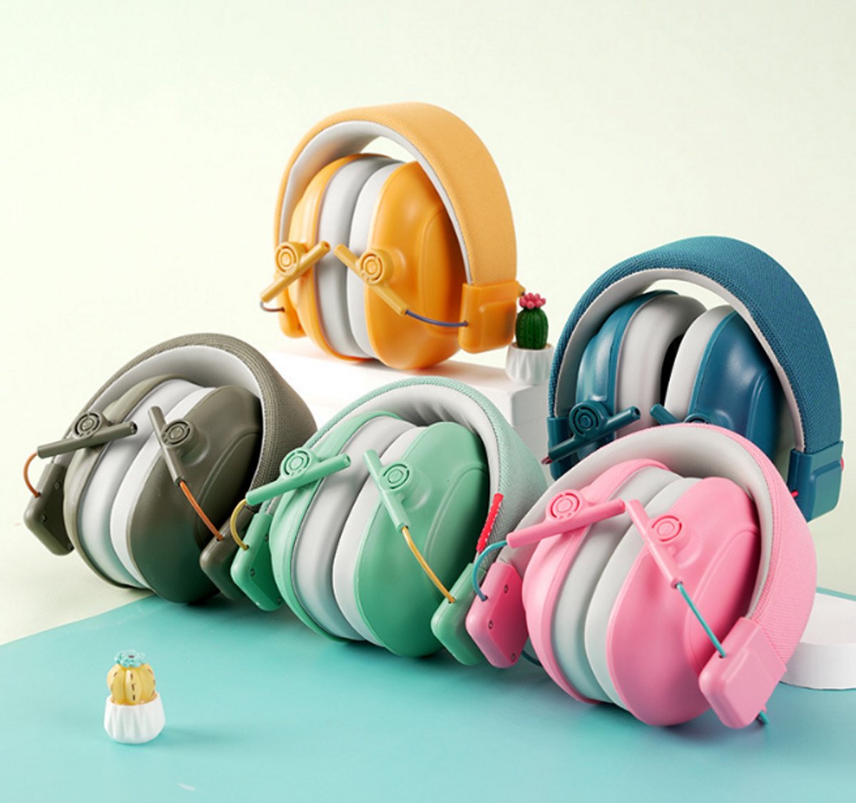 Sanorum Gehoorbescherming Kinderen - Oorkappen Kinderen - Oorbeschermers Baby - 25db-Inschuifbaar ontwerp - Verstelbare Oorkappen voor Focus,School & Evenementen - Opvouwbare hoofdtelefoon - Dempt harde geluiden - Verhoogd concentratie - Roze – foto 6