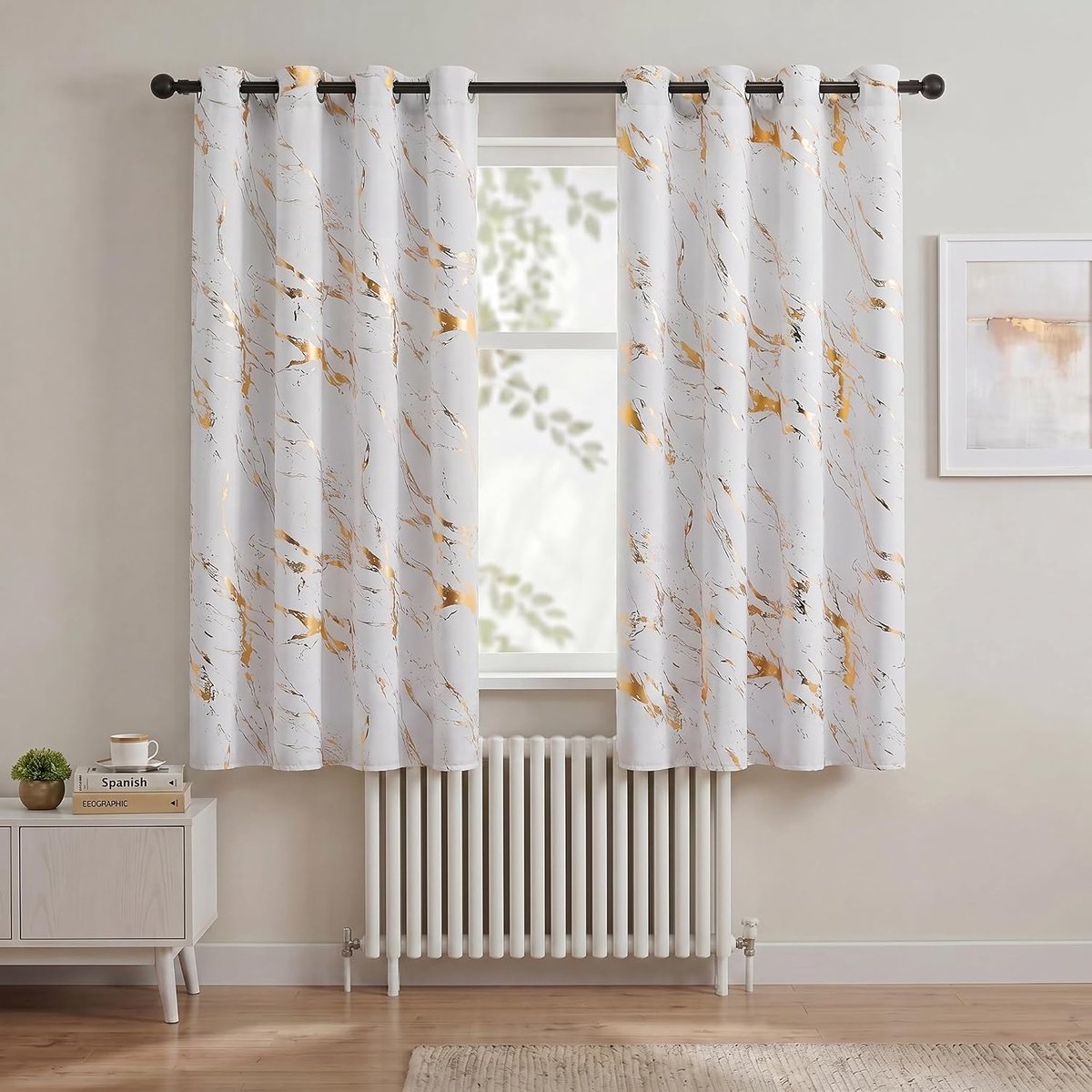 Gordijnen, wit goud, voor woonkamer, slaapkamer, 140 x 160 cm, 85-95% verduisterend, moderne metallic foliedruk, ooggordijnen, lichtfilterend, ondoorzichtig, set van 2