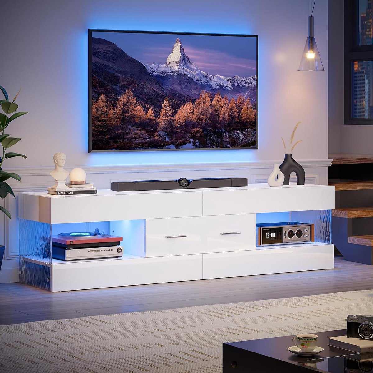 Modern TV Meubel voor 55/60/65 Inch TV, Hoogglans TV Meubilair met Steen Effect Zijwanden, LED Entertainment Meubel met Grote Lade, TV Meubel voor Woonkamer en Slaapkamer (Wit) – Industrohome
