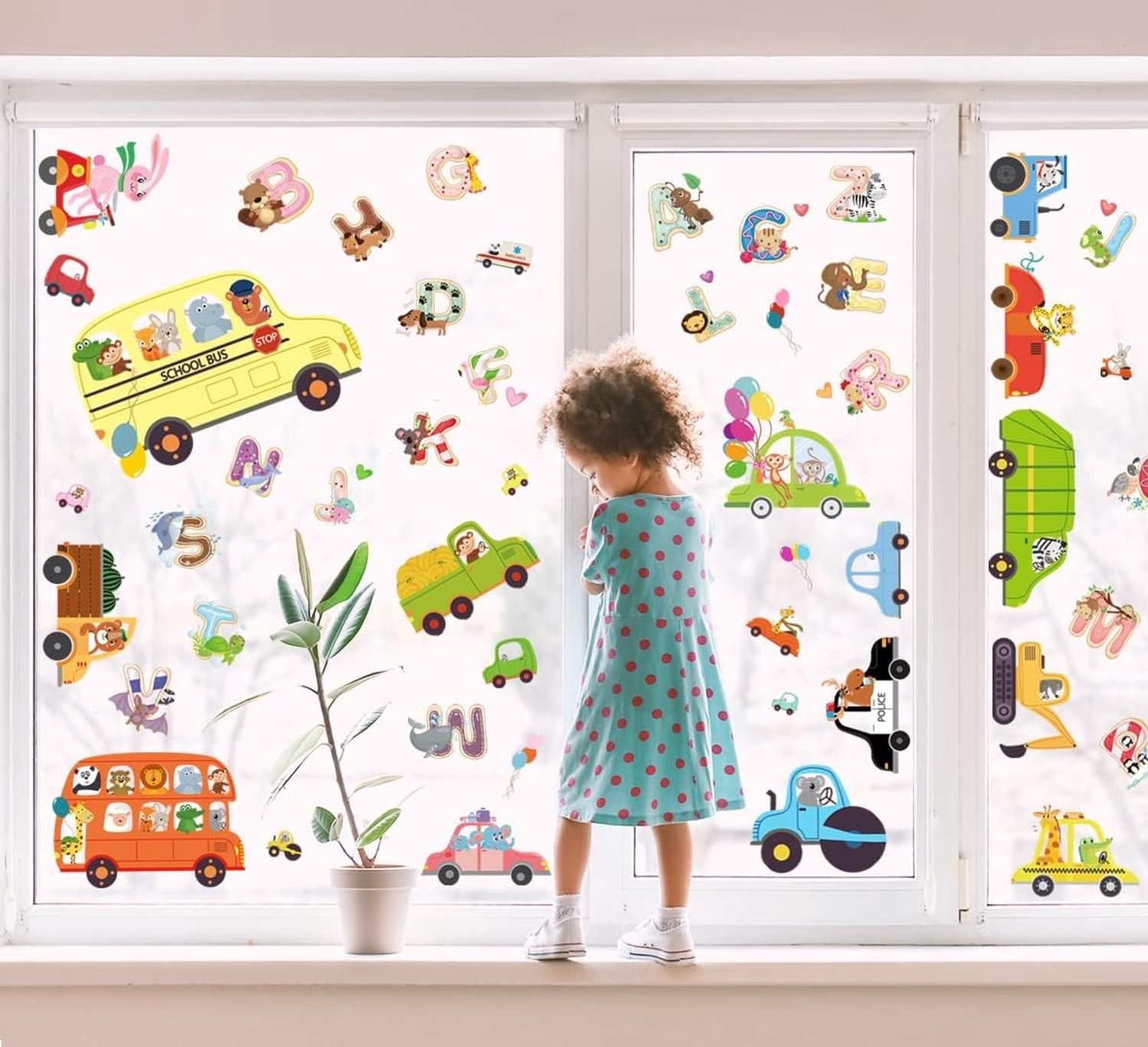 Wandstickers kinderen - 62-delige set - zelfklevende raamstickers - vrolijke voertuigen en letters - Luxento