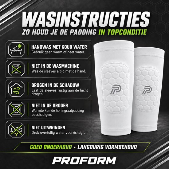 Witte Proform scheenbeschermer sleeves met honingraatpadding en P-logo. Wasinstructies getoond.