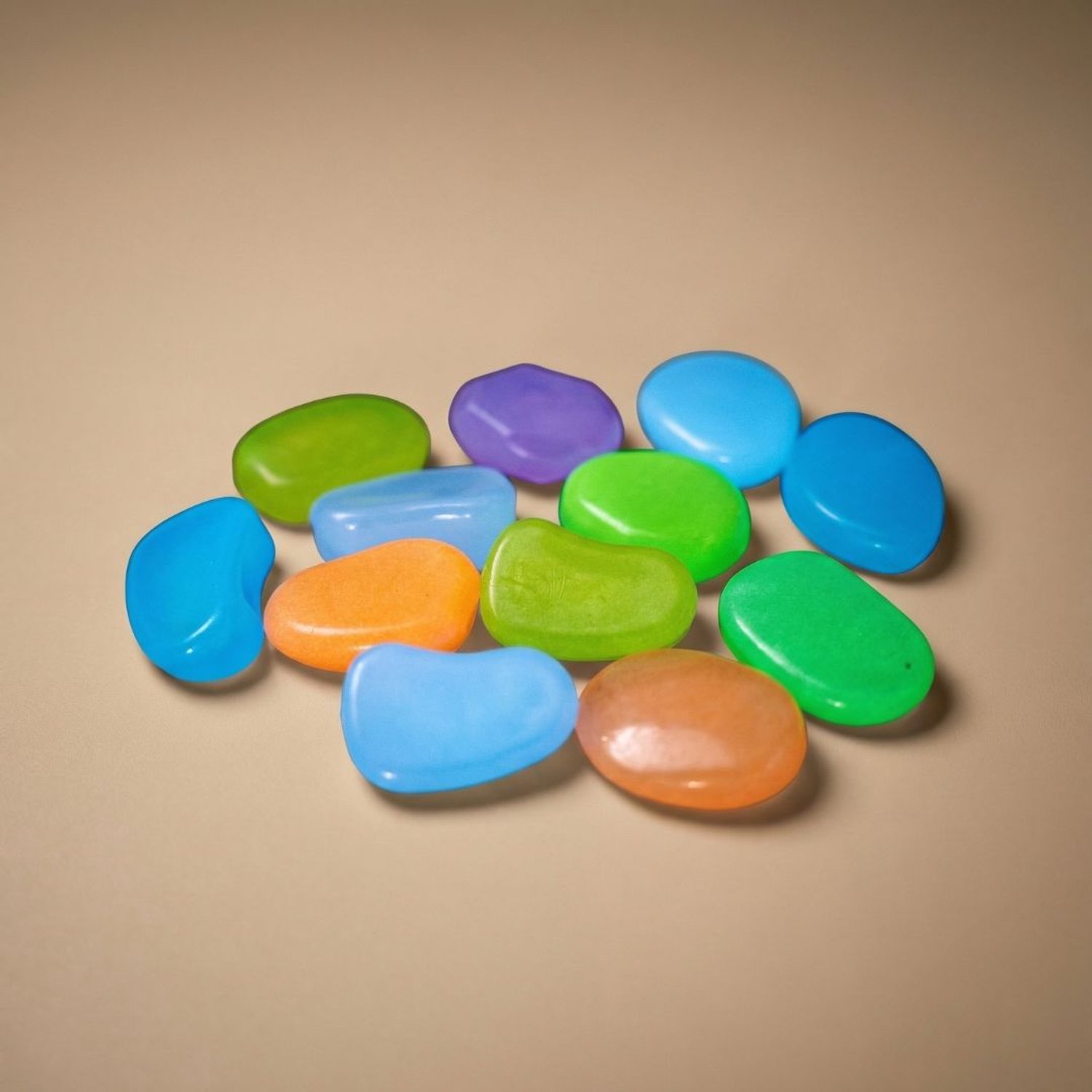 Glow Stones Medium - 120 stuks - Glow in the dark - Terrarium decoratie - Aquarium decoratie - Multicolor - 3-5 cm