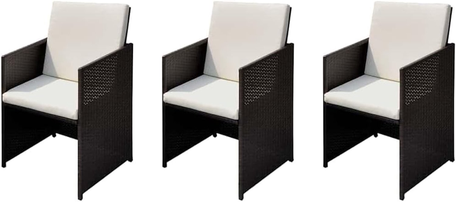 Moderne tuinstoelen van polyrotan met stalen frame in onderhoudsvriendelijk design voor terras en balkon