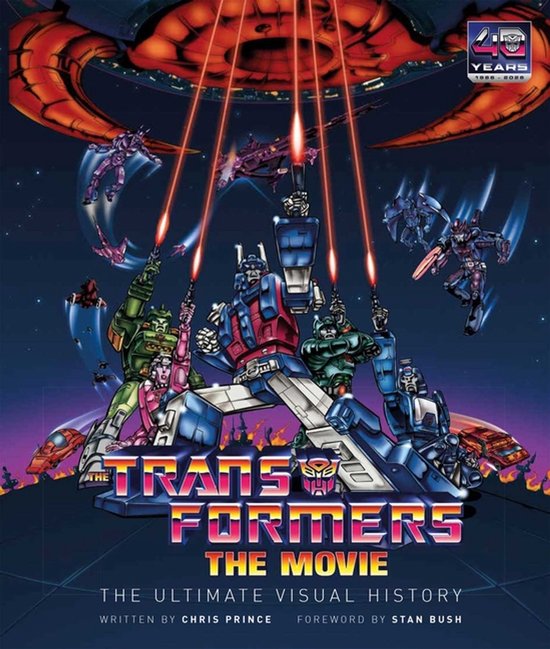 Cover van Transformers: The Movie The Ultimate Visual History met kleurrijke robots in de ruimte en het 40-jarig jubileumlogo.