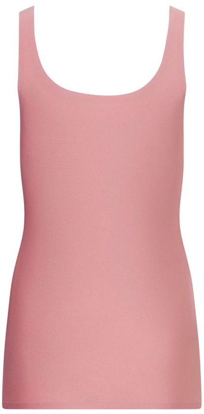Roze hemdje met ronde hals en brede schouderbanden.