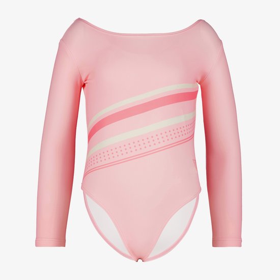 Roze gympakje met lange mouwen, versierd met roze, crèmekleurige en witte strepen en een stipjespatroon.