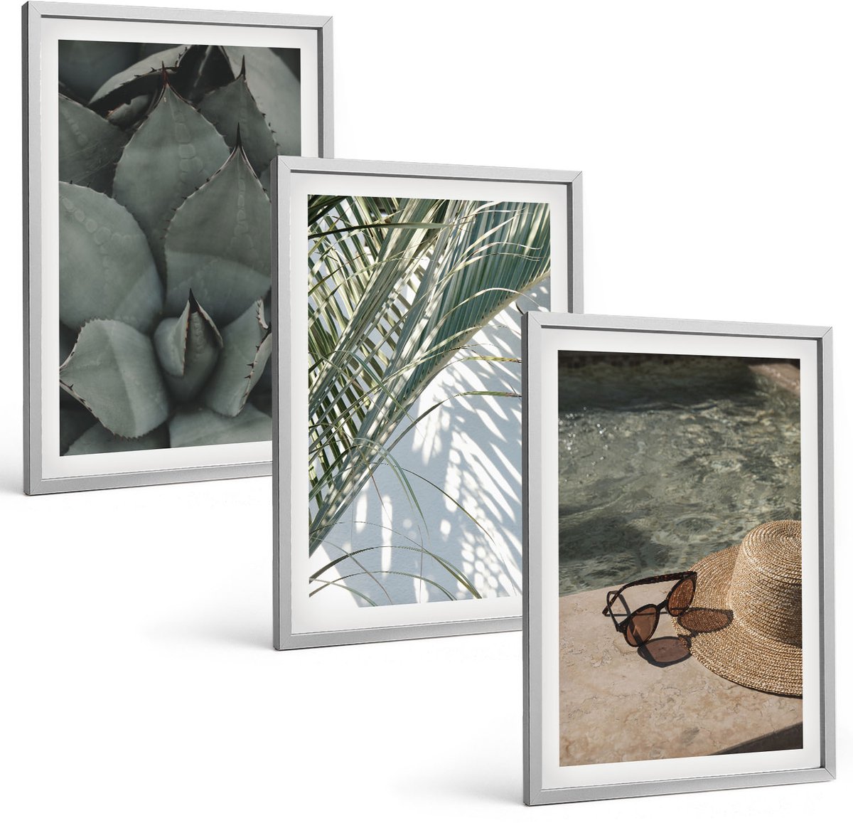 Coloray 3-Delige Schilderij Set - Tropische Planten En Zomerse Decoraties - 40 x 60 cm - Wanddecoratie - Schilderijen Set - Interieur - Interieur Decoratie
