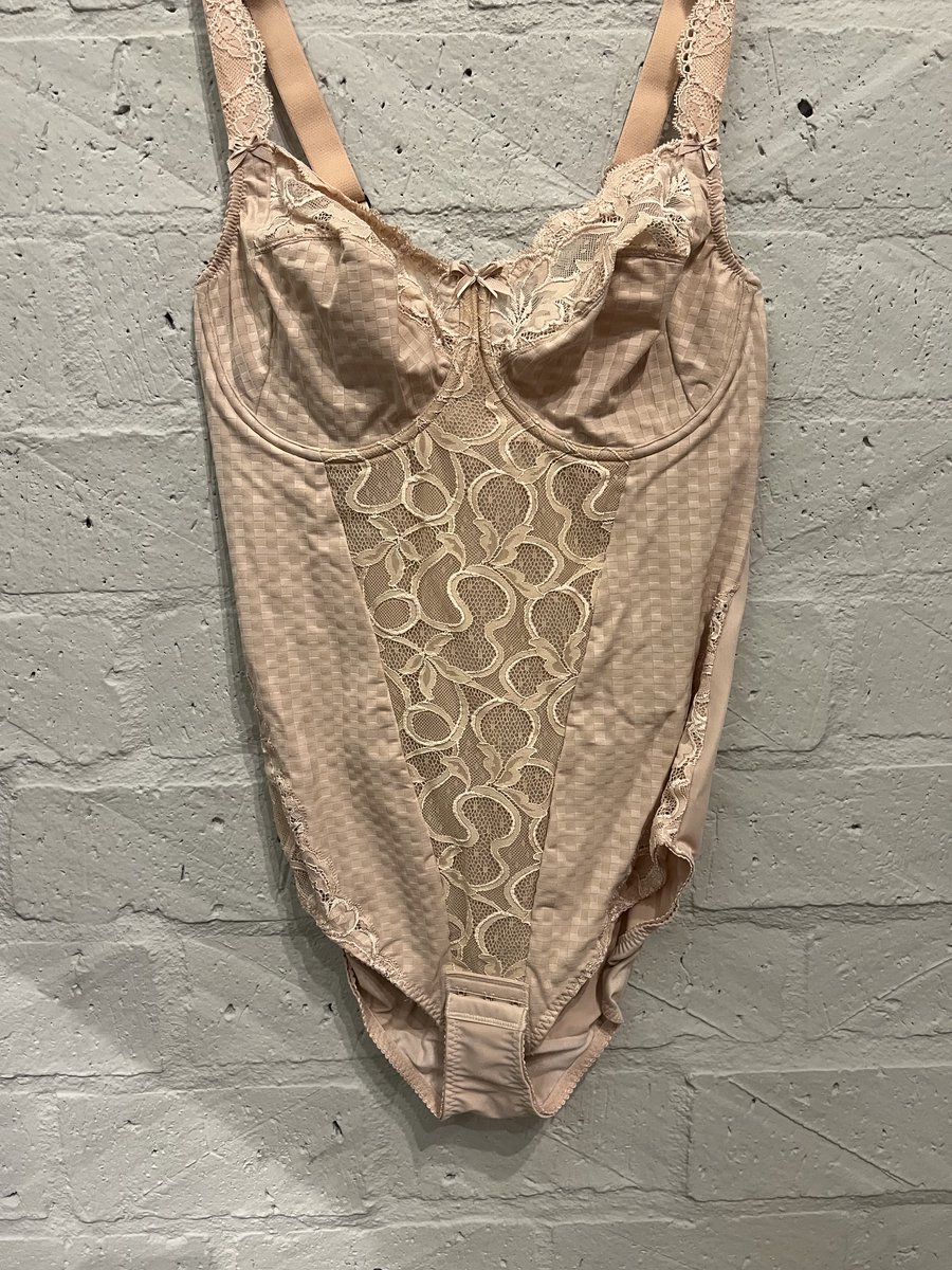 PrimaDonna Madison Body 0462120 Caffé Latte - maat EU 95E / FR 110E