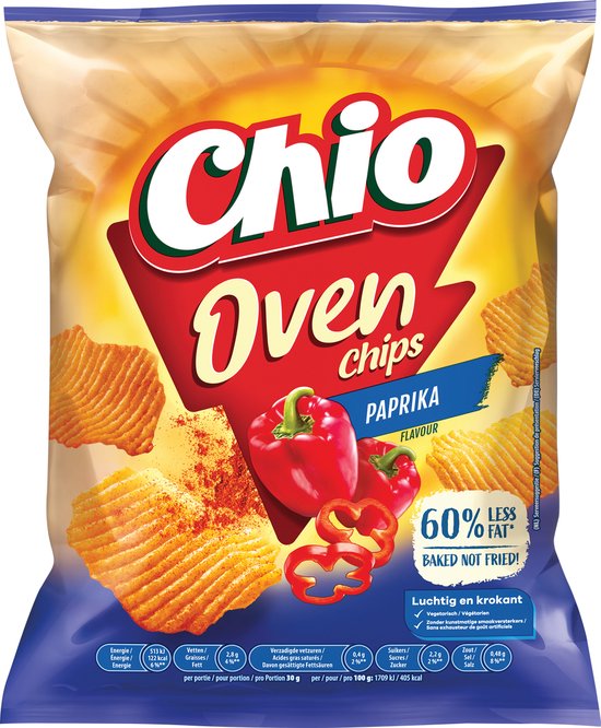 Zak Chio Oven Chips Paprika met ribbelchips, rode paprika's en tekst '60% minder vet' op een blauwe en gele achtergrond.