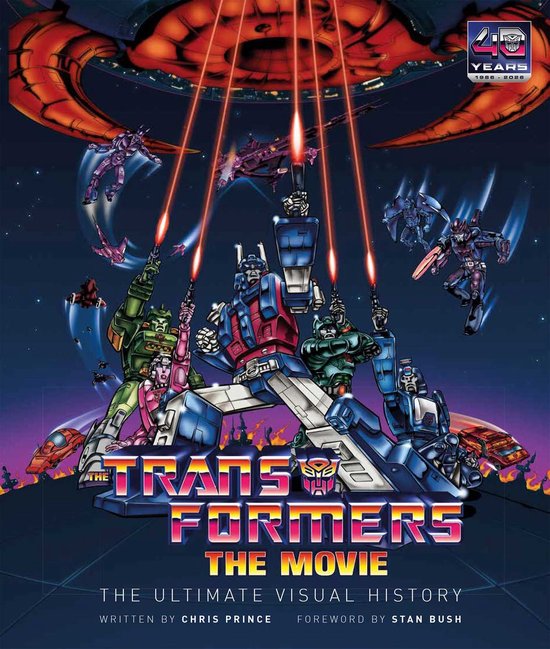 Boekomslag van The Transformers: The Movie met Optimus Prime, actiefiguren en een '40 Years' jubileumlogo.