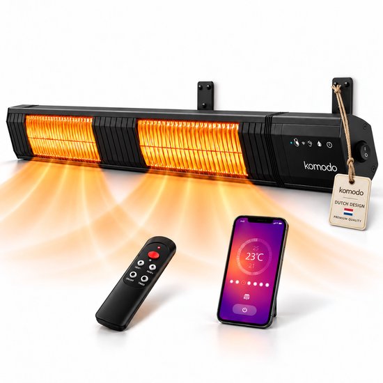 Zwarte Komodo infrarood terrasverwarmer met twee oranje gloeiende elementen, afstandsbediening en app-besturing.