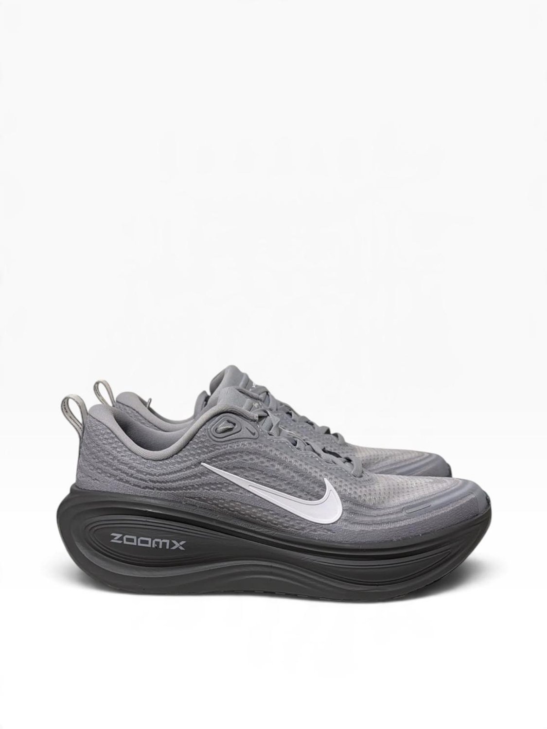 Nike Vomero Plus Sportschoenen Grijs