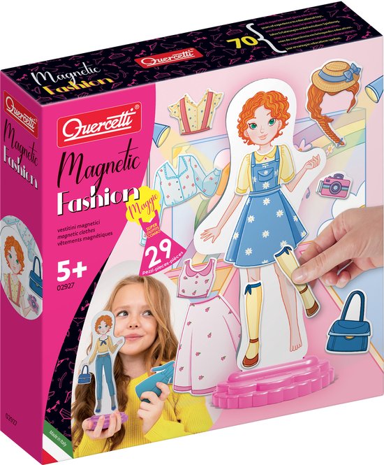 Doos van Quercetti Magnetic Fashion met aankleedpop 'Maggie' en 29 magnetische kledingstukken. Inclusief jurken, rokken en accessoires.