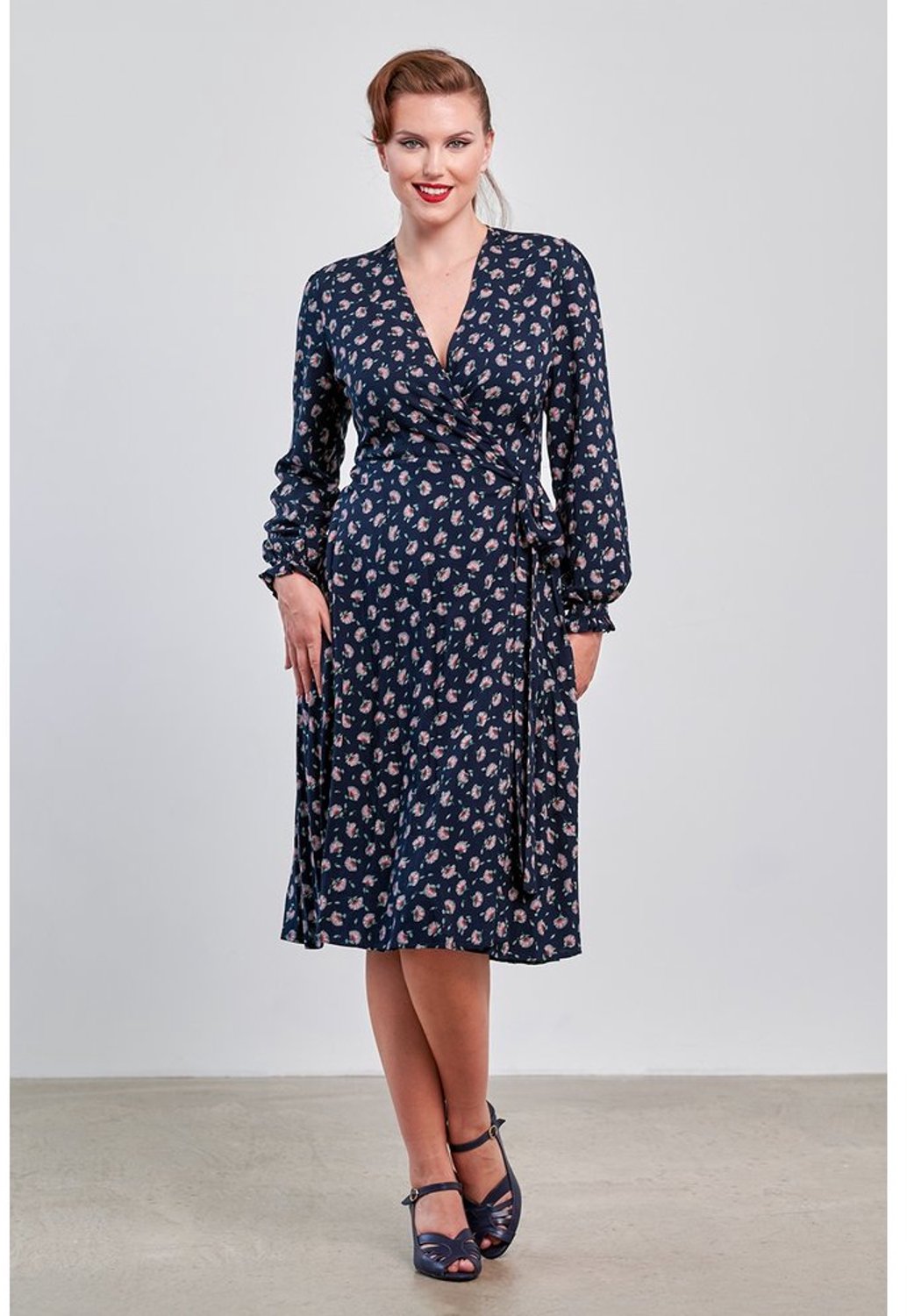 Banned - Bloom Floral Wikkeljurk - S - Donkerblauw