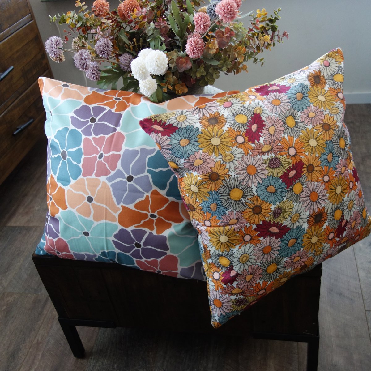 Kussenhoezen - Retro Hippie Flowerpower kussenhoes set van 2 - 45 x 45 cm - Exclusief binnenkussen