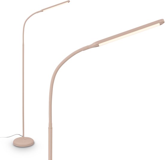 Een set van twee beige vloerlampen, één met een rechte arm, de ander met een gebogen arm.