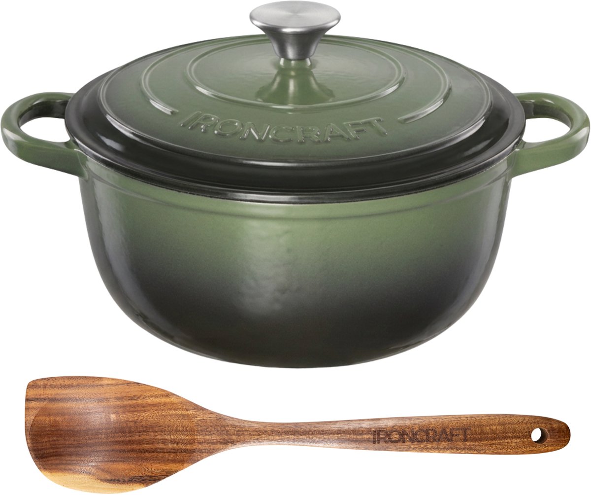 Ozocozy IRONCRAFT Gietijzeren Braadpan 2-4 Personen - 3,5L - Dutch Oven 24 cm - Alle Warmtebronnen incl. Inductie - Groen - Incl. Olijfhouten Kooklepel van Ozocozy
