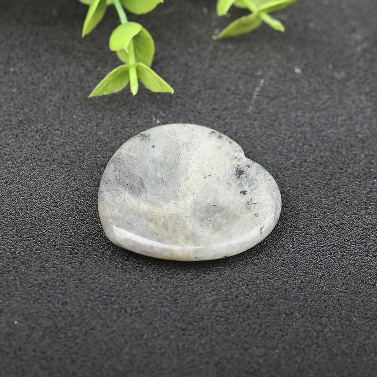 labradoriet hart, gepolijst kristal met energie-eigenschappen, gepolijst hart, steen, zorgen, hart, 4 x 4 x 0,7 cm (labradoriet)