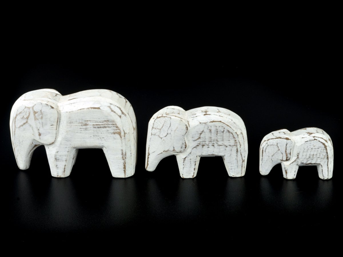 Houten olifanten - set van 3 - antique white - abstract - hout - Hoogte: 8 / 6,5 / 5 cm - olifant - elephant