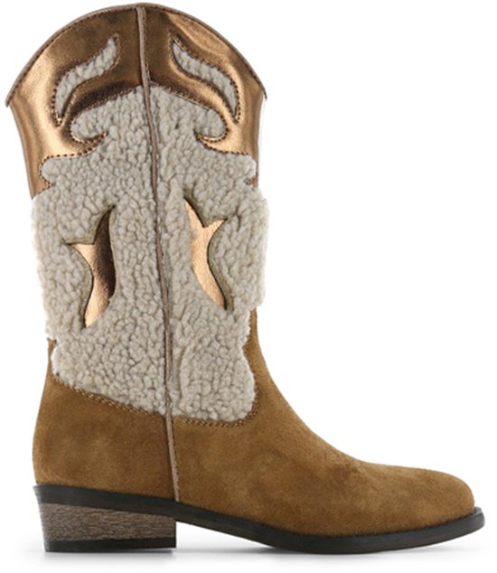 Bruine suède cowboylaars met beige sherpa-voering en koperkleurige, metallic stervormige accenten.