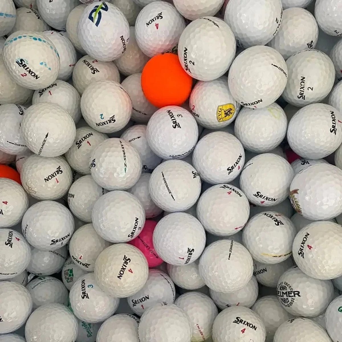 50 Stuks Srixon Mix Gebruikte Golfballen/Lakeballs - AAAA Kwaliteit + 2 Stuks YourLakeBalls Tees