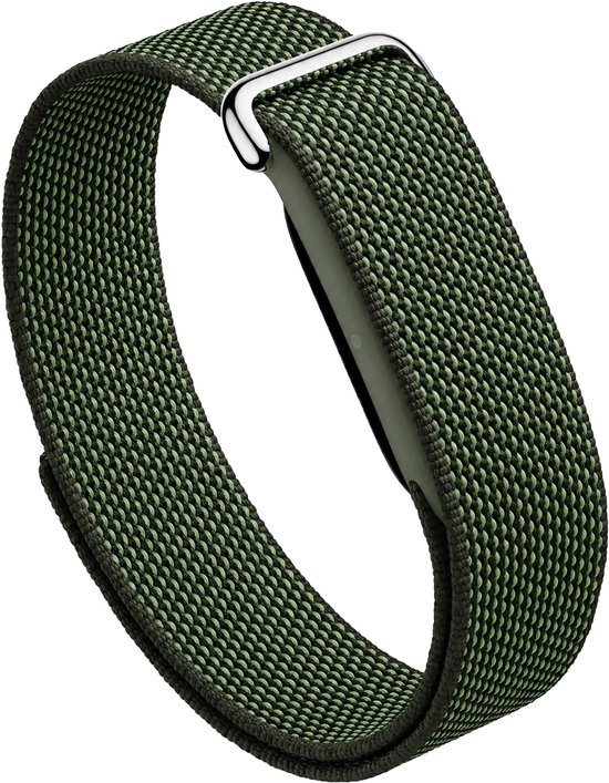 Donkergroen gevlochten nylon bandje met metalen gesp, geschikt voor een smartwatch.
