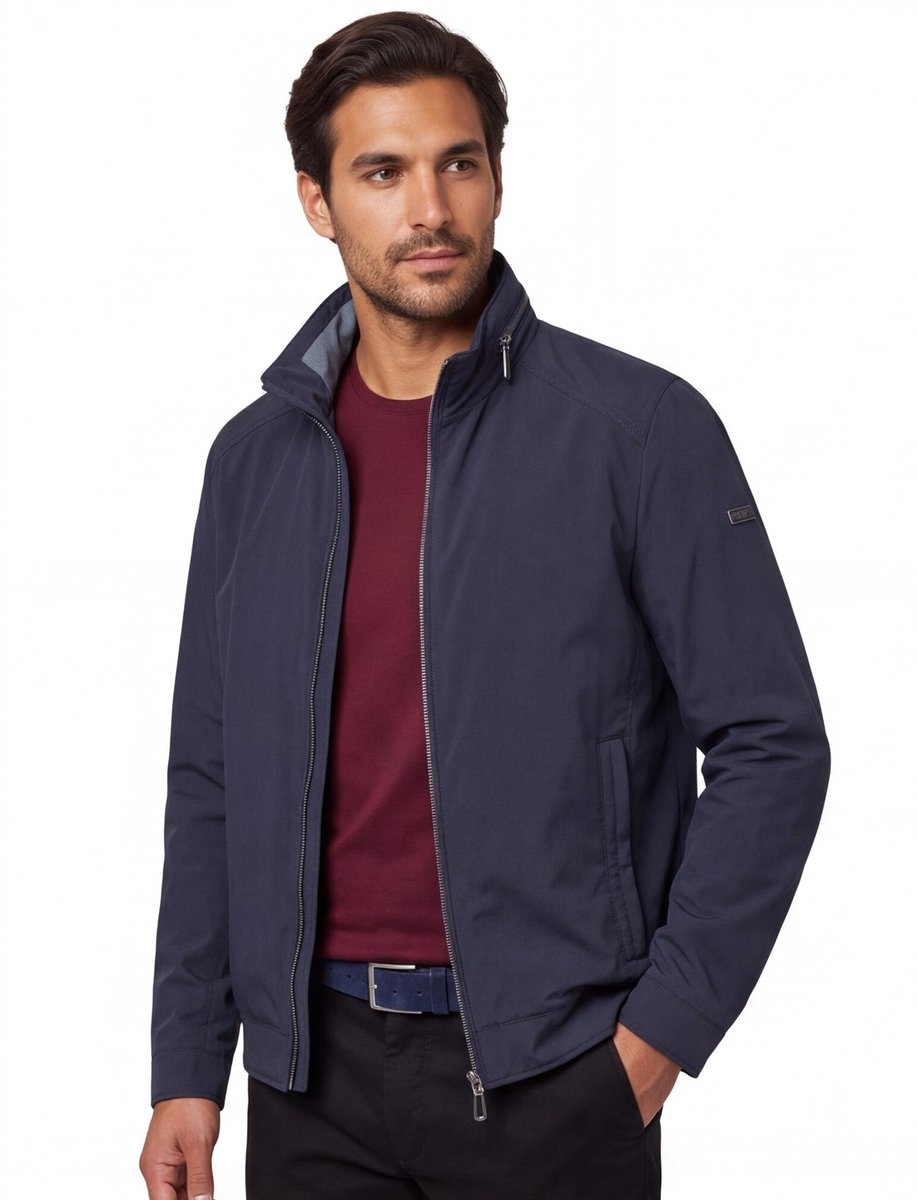 Bugatti zomerjas donkerblauw