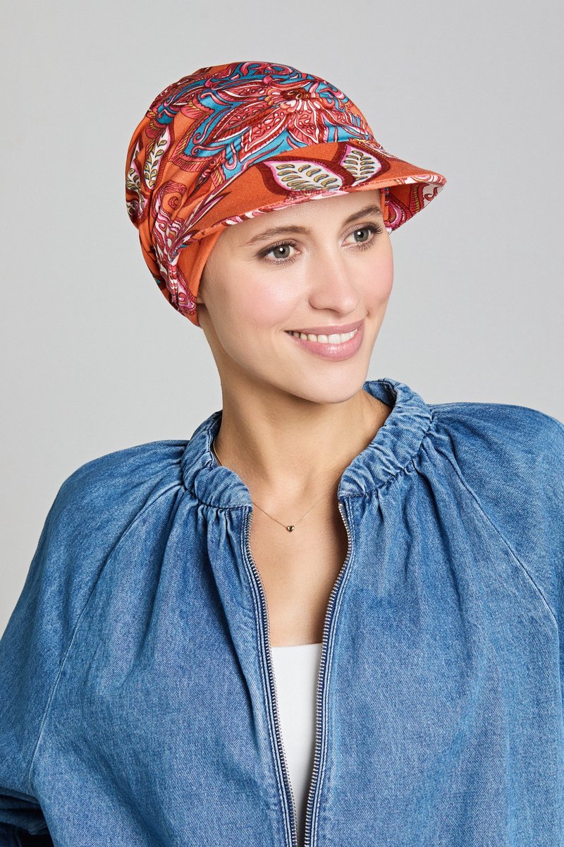Gisela Mayer chemo cap Nele Sun - Oranje