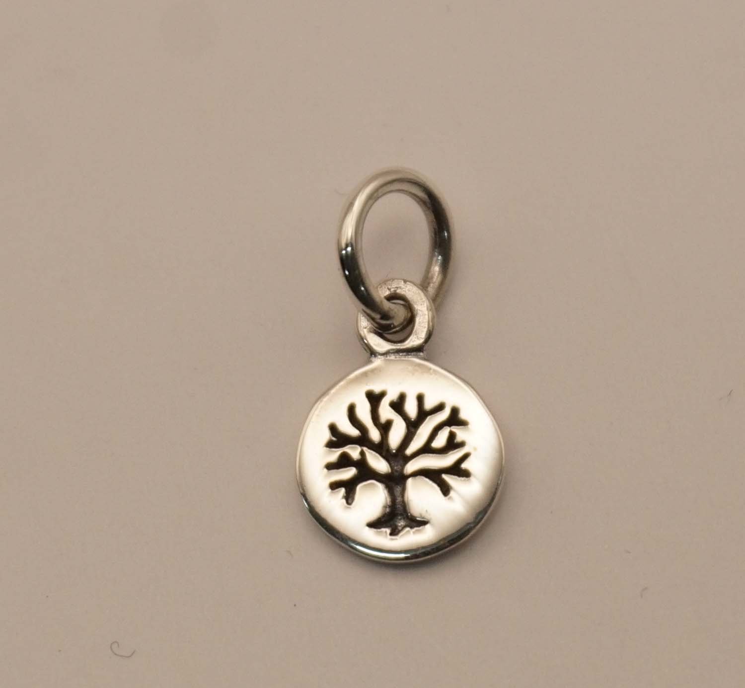 Zilveren hanger levensboom - sterling zilveren hanger mooie boom - boom des leven voor aan ketting - klein hanger boom gemaakt van 925 zilver voor aan collier - sierlijke boom hals hanger