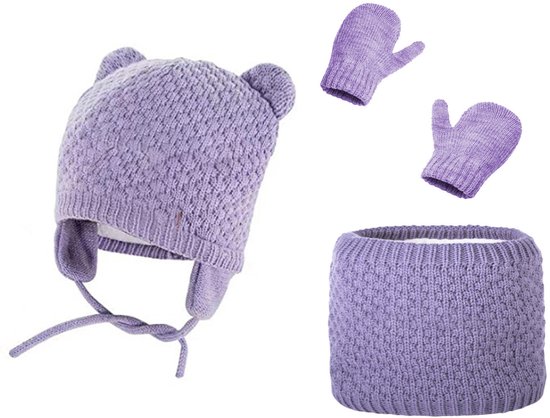 Paarse gebreide set voor kinderen met muts met oortjes, sjaal en wanten.