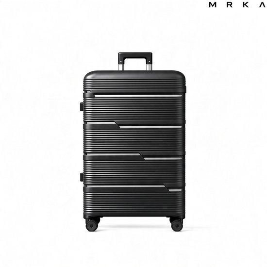 Zwarte MRKA Milano koffer met horizontale ribbels, uitschuifbare handgreep en 360-graden wielen.