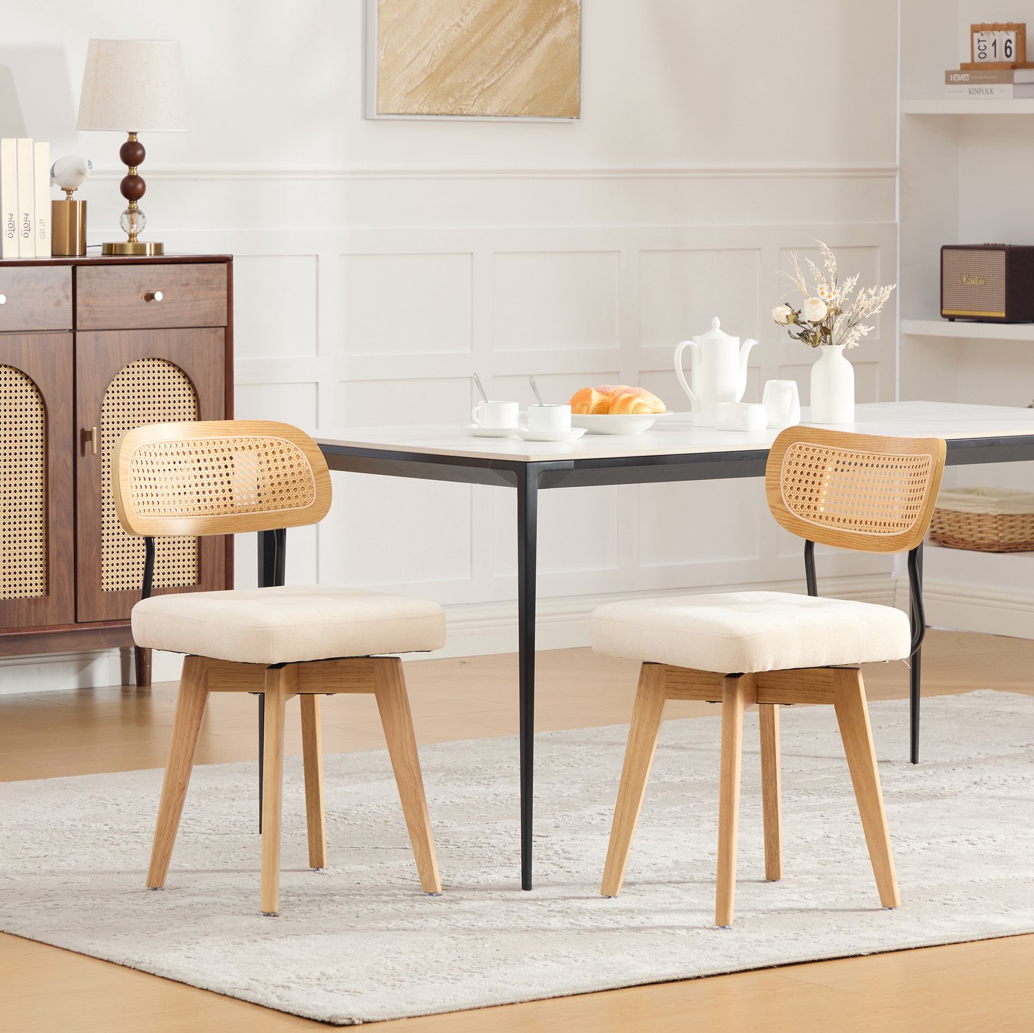 CHICFURN Eetkamerstoel - 360 graden draaibaar - Rotan rugleuning - Beige