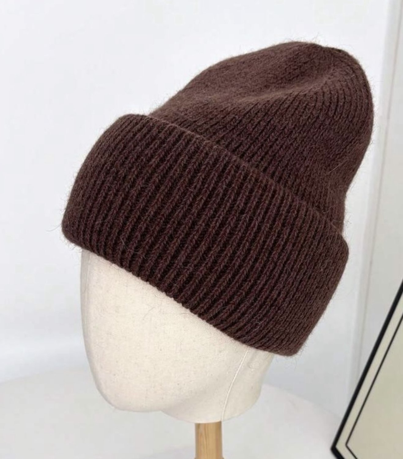 Beanie - long beanie - muts met omslag - bruine beanie muts - Long beanie - warme muts - lange muts - muts beanie - brown beanie - Muts - bruine muts - longbeanie - beanie - wintermuts - winter accessoires - warme beanie - dikke muts -wollen muts