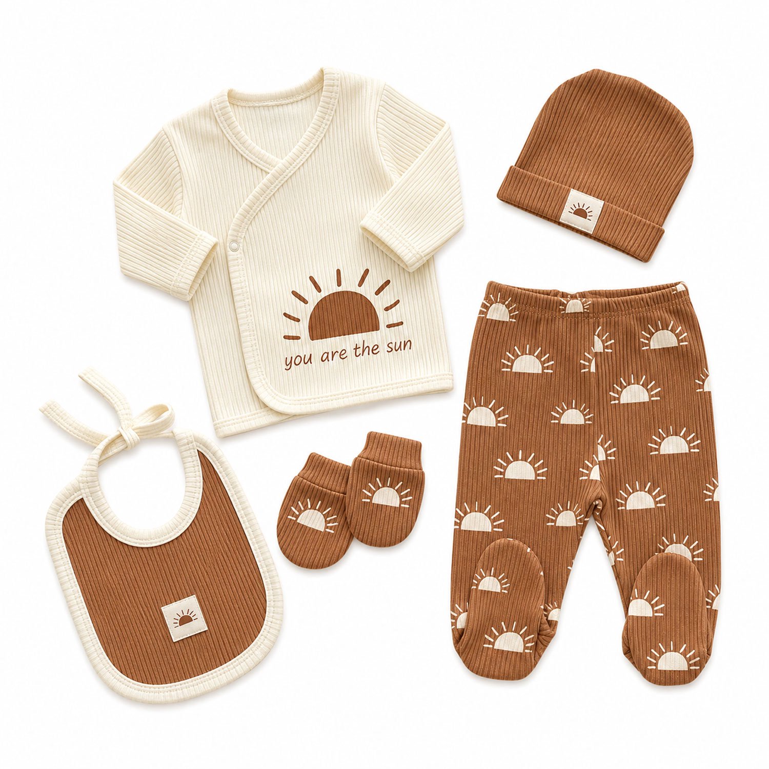 Jungengel Baby Newborn Kledingset 5-delig - Eerste Babykleding Set 0-3 Maanden - Trui Broekje met Voetjes Muts Slabbetje Wantjes - Zon Motief Ribstof Bruin Beige Katoen Unisex - Kraamcadeau Babyshower Geboorte